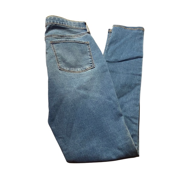 Old Navy Denim - Old Navy Rockstar Super Skinny Jeggings Medium Wash Size 16- NWT